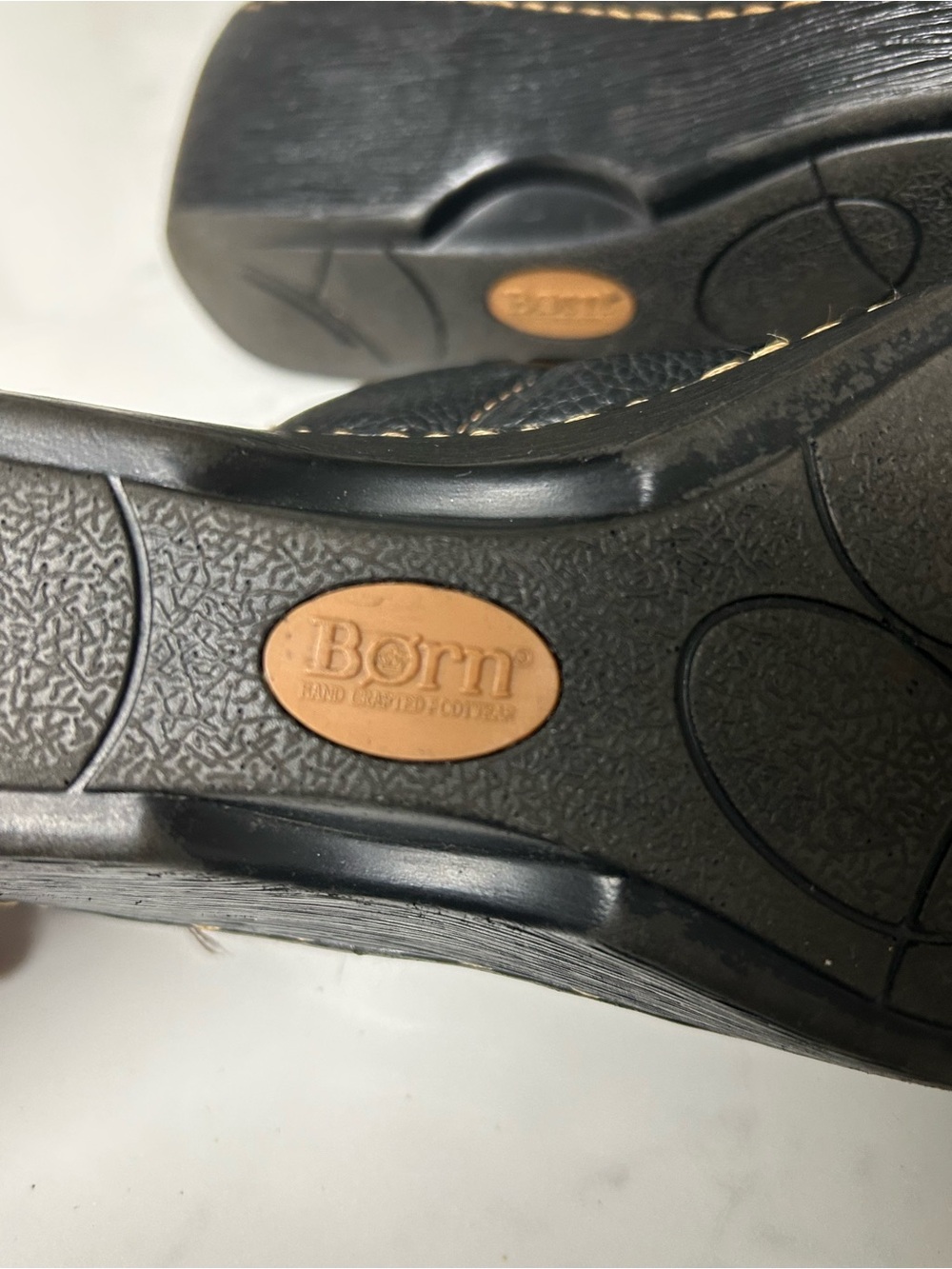 Børn Black Leather Mule Clogs Comfort Shoes Women’s 8.5  Estimated - Picture 7 of 11